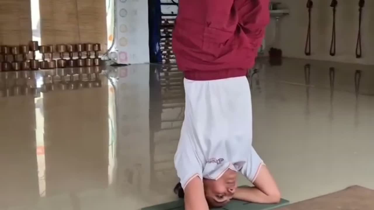 Prenatal yoga class in Surat